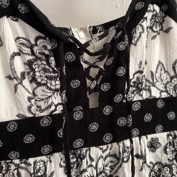 Floral dress - Picture 3 of 6